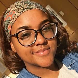 Meet your Posher, Ana-marie